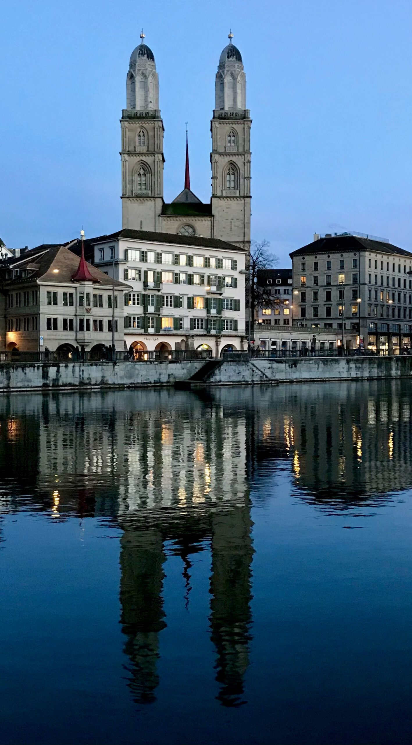 Mehr über den Artikel erfahren Grossmünster Zürich und mehr
