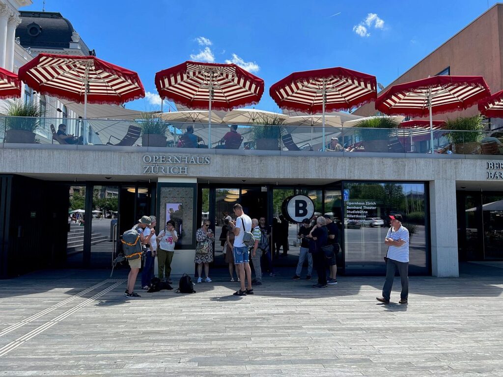 Opernhaus Zürich und Altstadt 25.06.2022