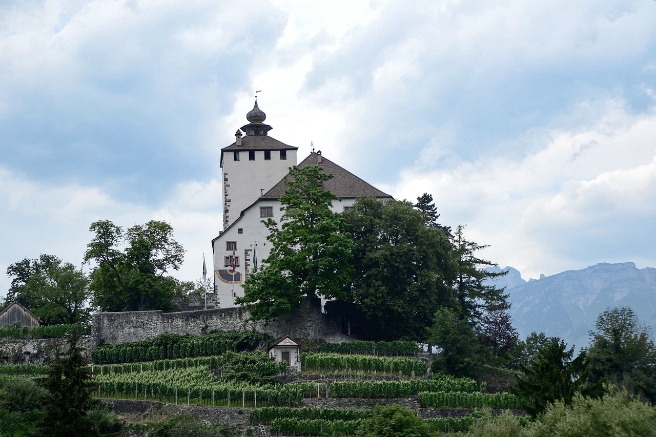 Mehr über den Artikel erfahren Werdenberg – Schloss und Städtli