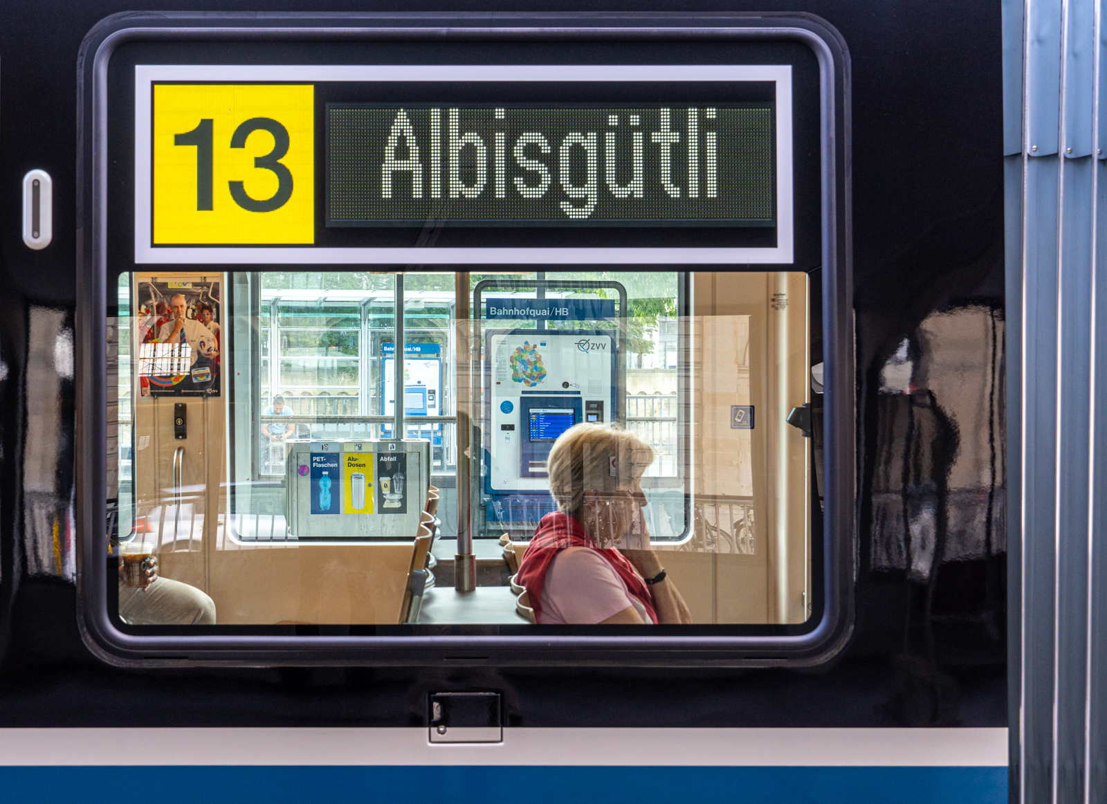 Mehr über den Artikel erfahren Tramfahrt durch Zürich, 30.08.2025